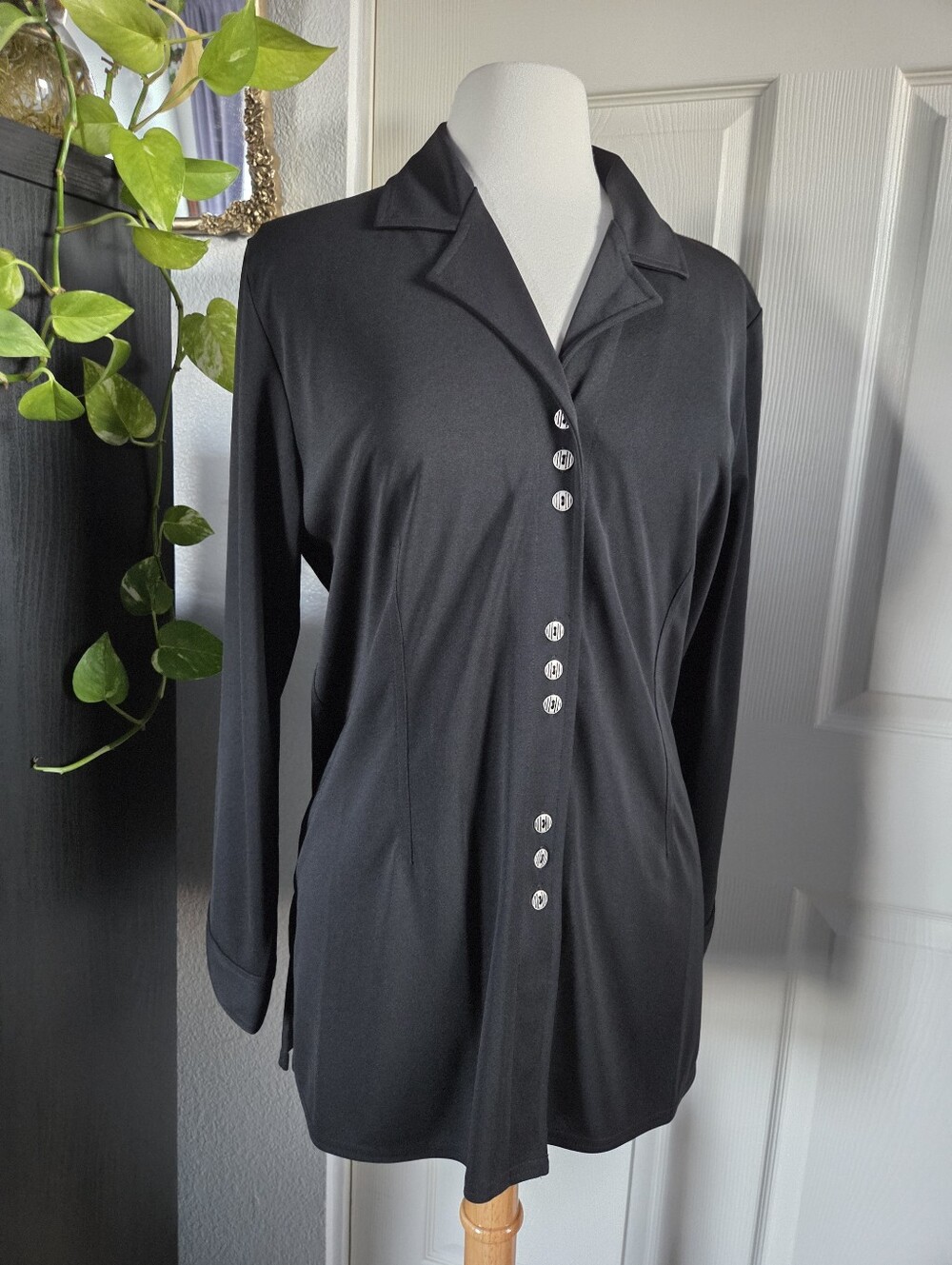 Black Tie Back Button Down Collared Blouse Flowy Long Sleeve Cinched Sillhouette